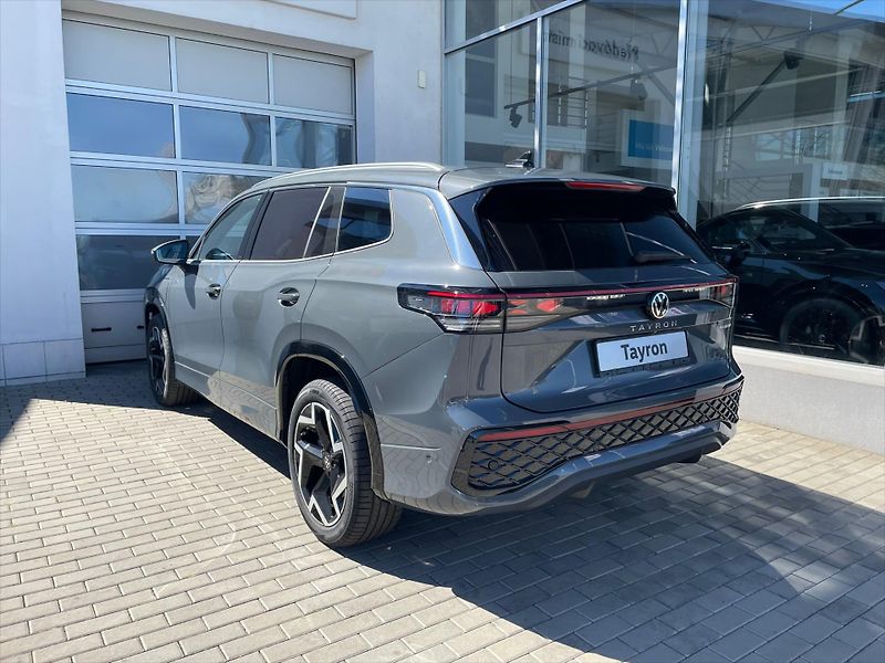 Volkswagen Tayron (2025) 1,5 TSI 150kW eHybrid  R-Line - fotka 7 z 18