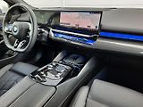 BMW Řada 5 (2026) 520d xDrive Sedan M Sport - náhled 9