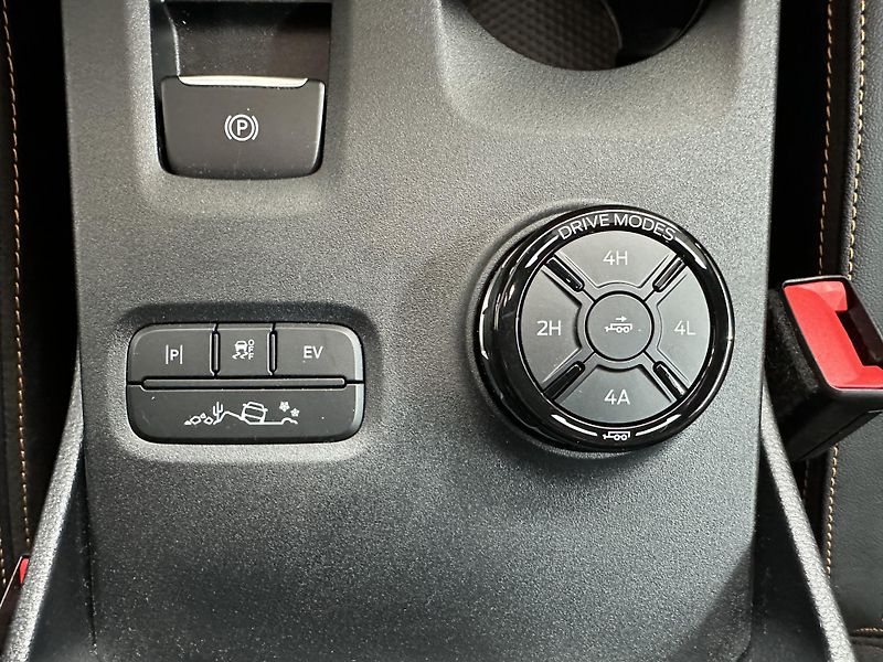 Ford Ranger Wildtrak 2.3 EB 279k PHEV aut - fotka 26 z 36