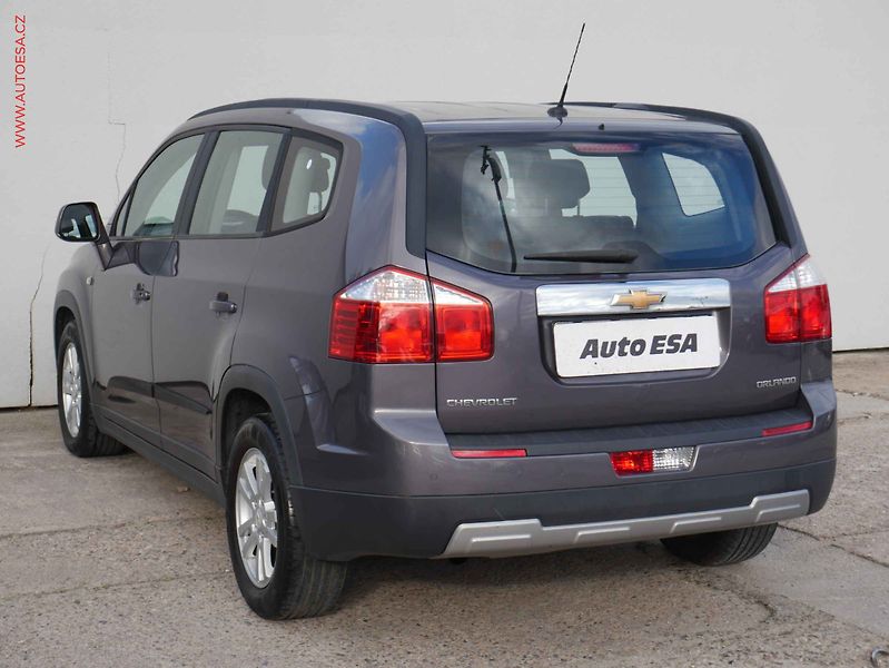 Chevrolet Orlando (2012) 2.0 VCDi 7Míst, ČR, AT, +kola - fotka 4 z 15