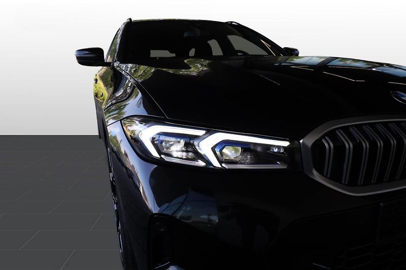 BMW Řada 3 320d xDrive Touring - fotka 18 z 24