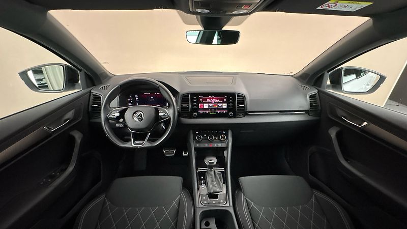 Škoda Karoq 1.5 TSI DSG Sportline - fotka 8 z 27