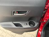 Toyota C-HR 1.8 HSD e-CVT Comfort - náhled 24