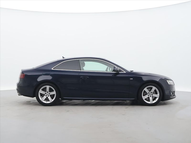 Audi A5 2,7 TDI 140kW S-Line Bang&Oluf - fotka 8 z 32