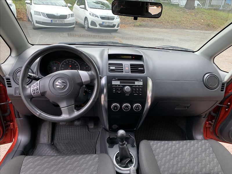 Suzuki SX4 1,6 i ČR,SERVISKA - fotka 9 z 16