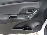 Toyota Yaris 1.5 VVT- i  82 kW - náhled 11