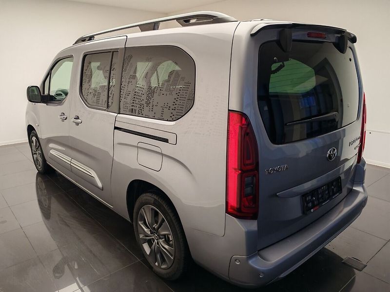 Toyota ProAce City Verso 1.5 D-4D 130k Long Family - fotka 6 z 6