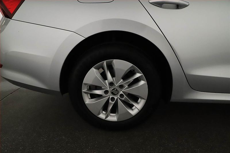 Škoda Octavia (2021) Ambition 2.0 TDI, ČR,1.maj - fotka 11 z 15