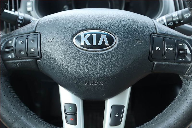 Kia Sportage (2013) 1.7 CRDi, Serv.kniha, Navi - fotka 20 z 24
