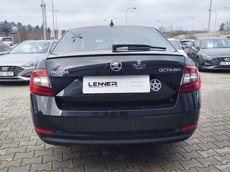 Škoda Octavia 1.8 TSI/132kW Style Plus ČR - fotka 6 z 30