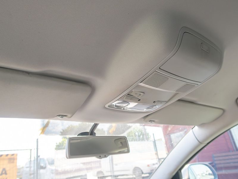 Škoda Superb (2013) ČR 2.0TDI 125KW man – NAVIGACE - fotka 26 z 46