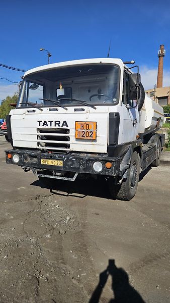 Tatra (1997) 815 T2 4x4 PHM cisterna - fotka 2 z 24
