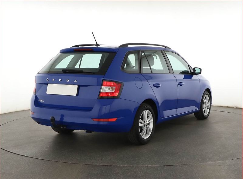 Škoda Fabia (2022) Ambition 1.0 TSI - fotka 5 z 17