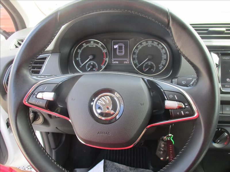 Škoda Fabia 1,0 TSI, servis,DPH,1.maj,CZ, - fotka 20 z 29