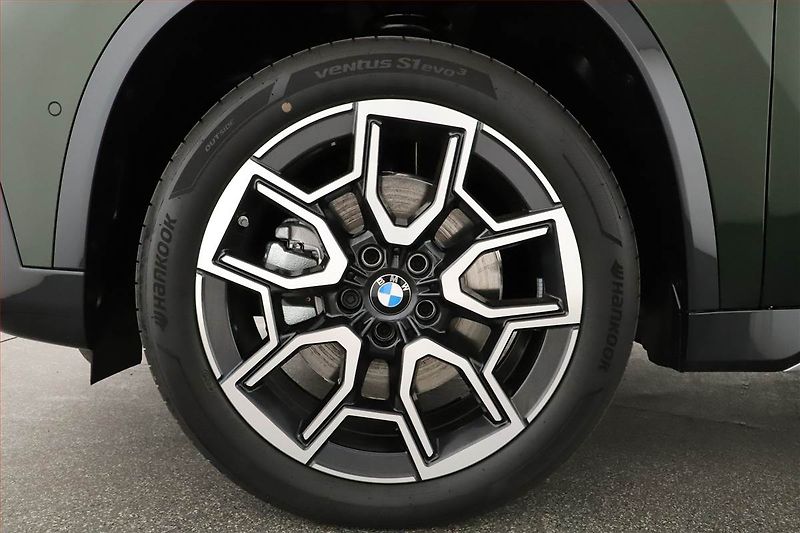 BMW X1 (2025) sDrive20i, XLine, Kamera - fotka 23 z 23
