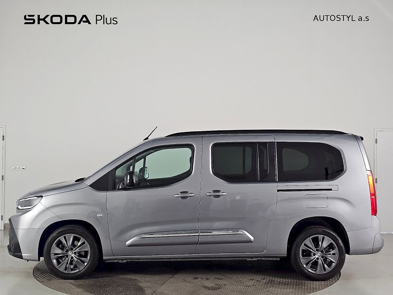 Toyota ProAce City Verso (2025) L2 1.2T 110k FAMILY 7S LONG - fotka 3 z 20