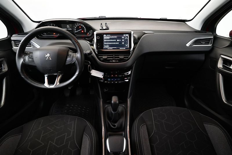 Peugeot 2008 - fotka 5 z 28