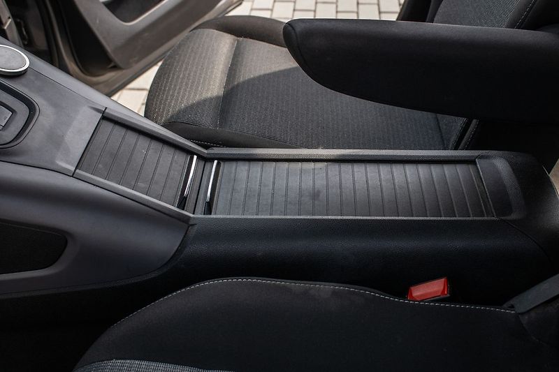 Toyota ProAce City Verso 2020 AT 96kW - fotka 19 z 31