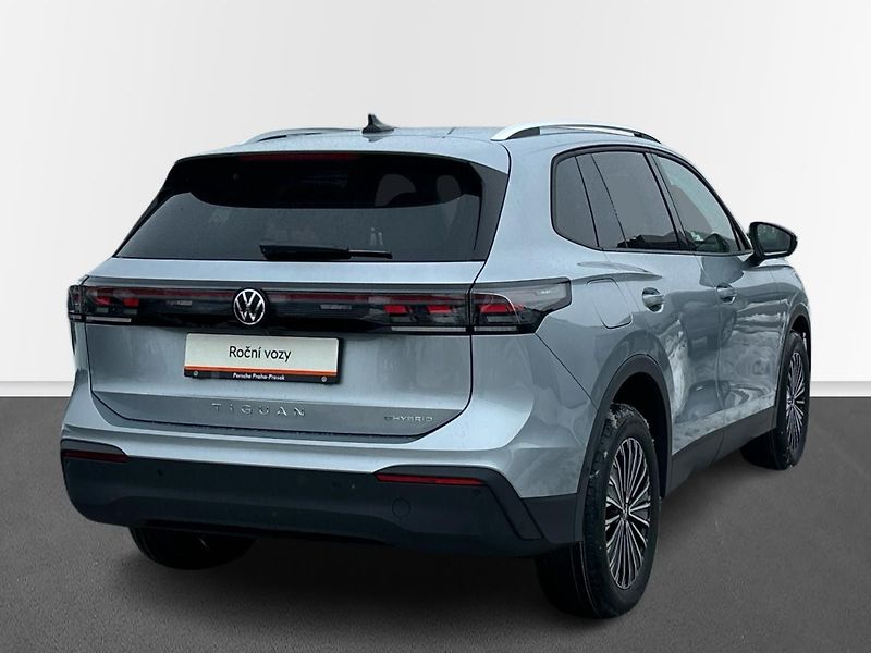Volkswagen Tiguan (2025) People 1,5 TSI 150 kW eHybrid - fotka 2 z 23