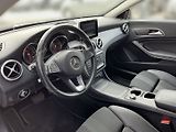 Mercedes-Benz CLA Coupé 180 kupé - náhled 10