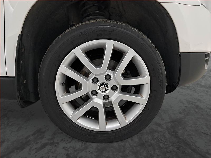 Škoda Yeti (2011) 1.2 TSI, Tempomat - fotka 14 z 18