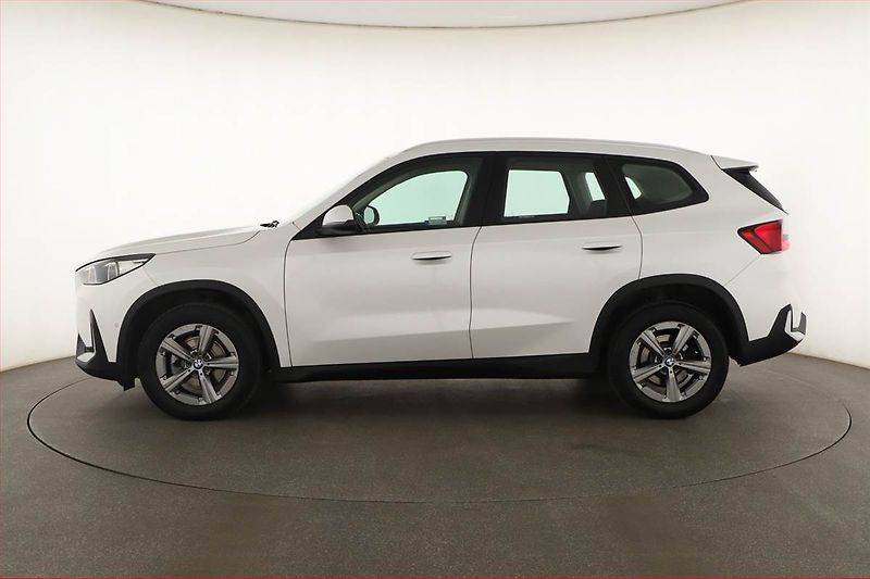 BMW X1 (2023) xDrive18d - fotka 3 z 17