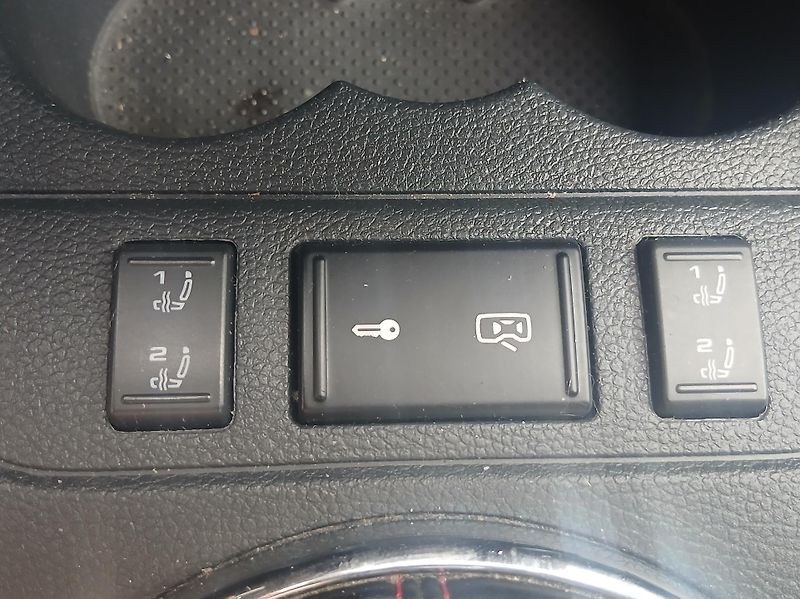 Škoda Fabia 1.2 TSi MONTE CARLO - fotka 24 z 33