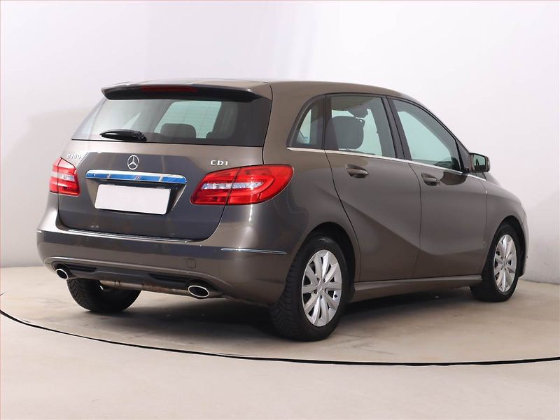 Mercedes-Benz Třídy B (2013) B 180 CDI, Automat, Serv.kniha - fotka 5 z 18