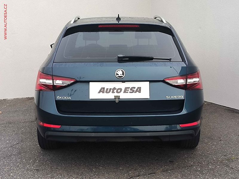 Škoda Superb (2016) 2.0 TDi, Style, bixen, navi - fotka 5 z 21