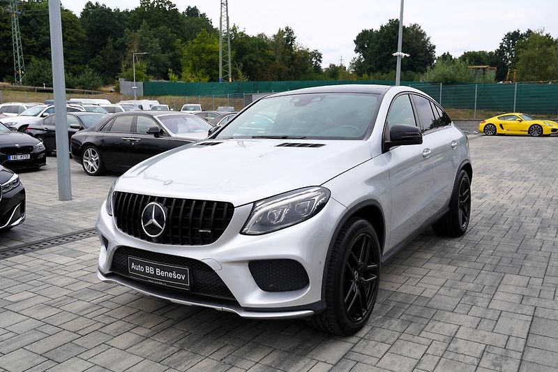 Mercedes-Benz GLE 43 AMG 4Matic/9AT/370PS/DPH - fotka 2 z 43