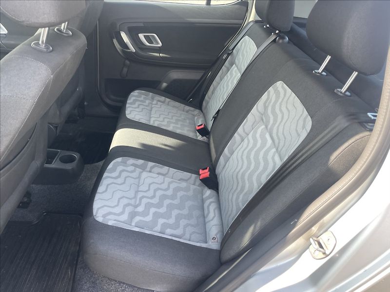 Škoda Fabia 1,4 i 16V Klima ESP serviska, - fotka 8 z 34