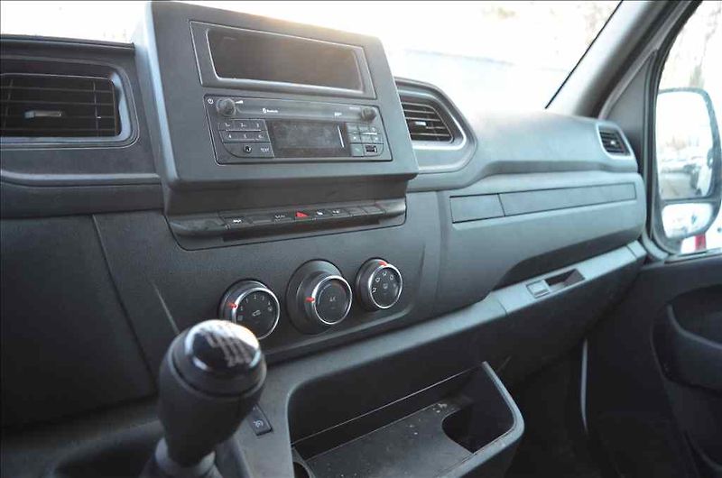 Renault Master (2023) 2,3 CDI - fotka 11 z 16