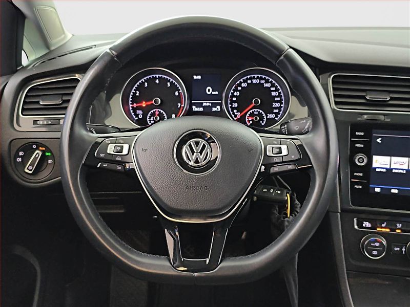Volkswagen Golf (2018) Highline 1.0 TSI, Tempomat - fotka 17 z 17