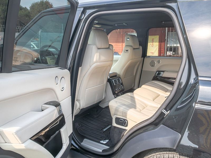 Land Rover Range Rover (2013) 3.0D 183KW - fotka 41 z 60