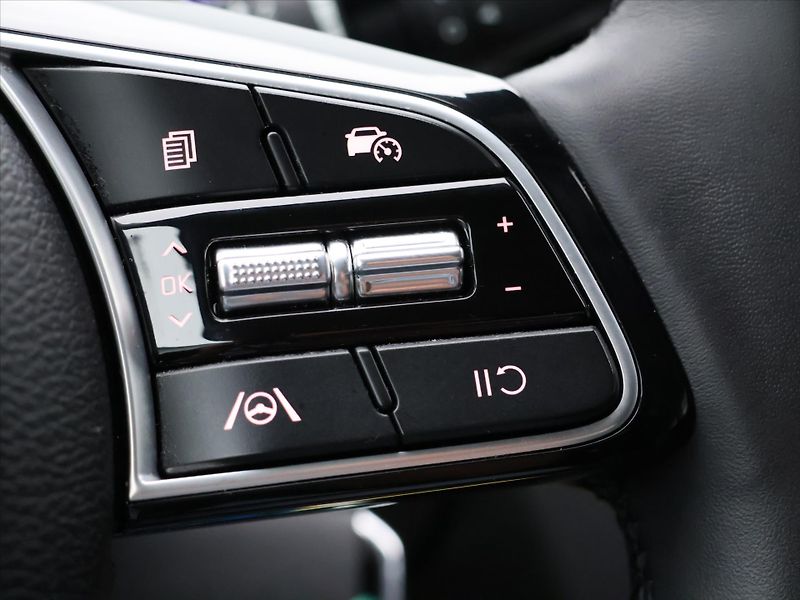 Kia XCeed 1,5 T-GDI 117kW Exclusive DPH - fotka 20 z 34