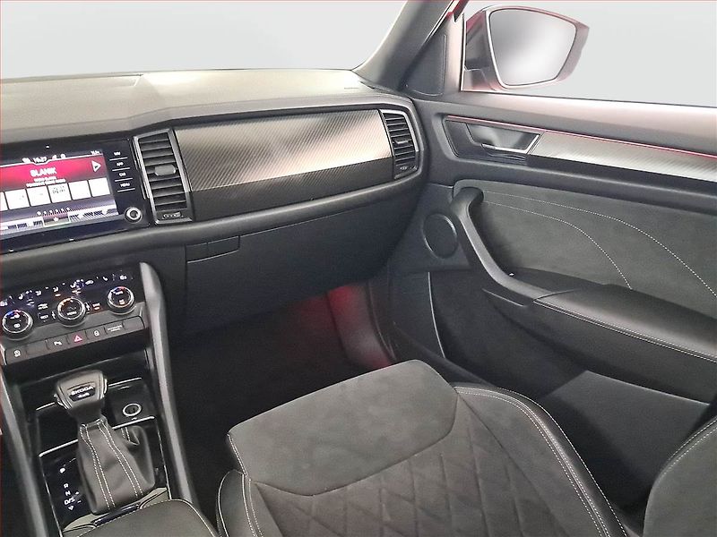 Škoda Kodiaq (2023) 2.0 TDI - fotka 8 z 23