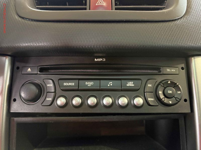 Peugeot 207 (2009) 1.6i, 1.maj, AC, temp - fotka 14 z 14