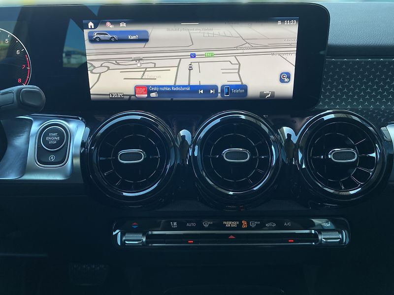 Mercedes-Benz GLB GLB 220 4M Advanced - fotka 14 z 28