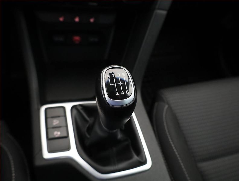 Kia Sportage (2019) 1.6 T-GDI, Serv.kniha, Navi - fotka 12 z 20