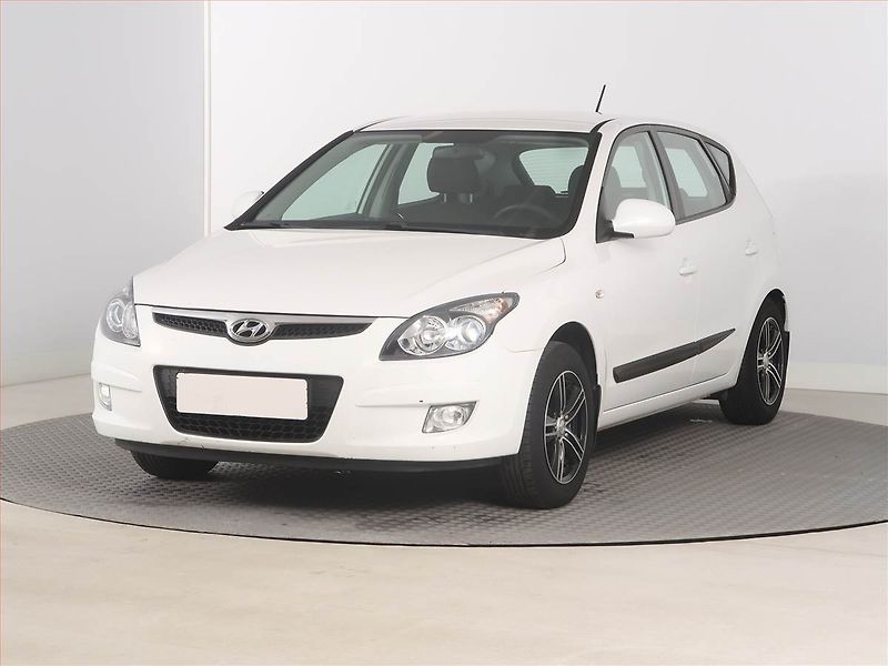 Hyundai i30 (2009) 1.4 CVVT, po STK, levný provoz - fotka 2 z 15