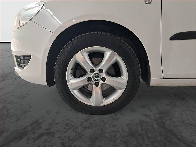 Škoda Roomster (2011) 1.2 12V, Tempomat - fotka 14 z 18