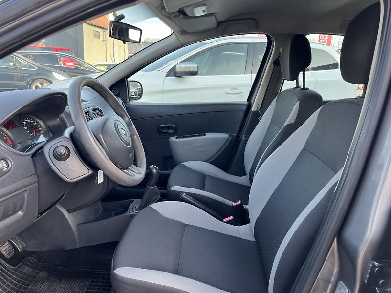 Renault Clio 1.2i 55kw ABS KOUPENO V ČR  - fotka 8 z 29