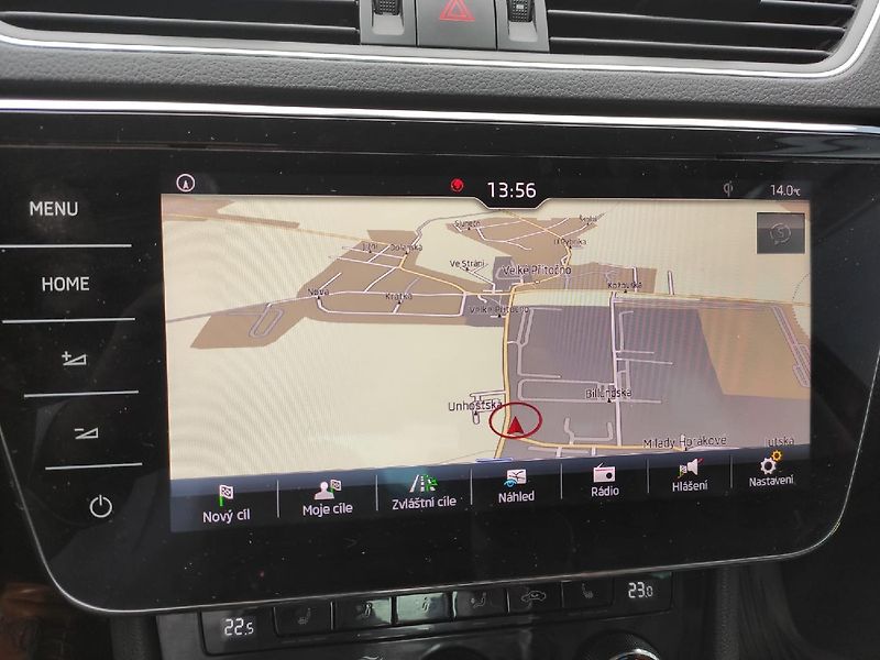 Škoda Superb (2018) 2.0 TDI 140kW 4x4 TZ 1.majitel - fotka 25 z 46