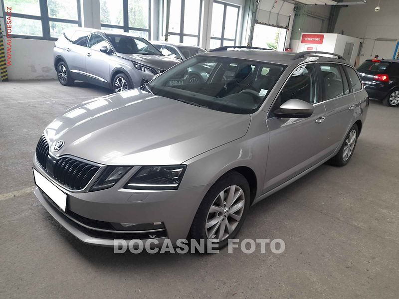 Škoda Octavia (2017) 1.6 tdi - fotka 1 z 3