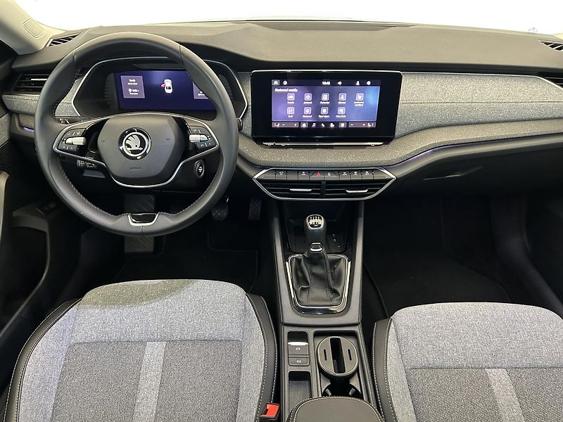 Škoda Octavia 1.5 TSI Top selection - fotka 5 z 24