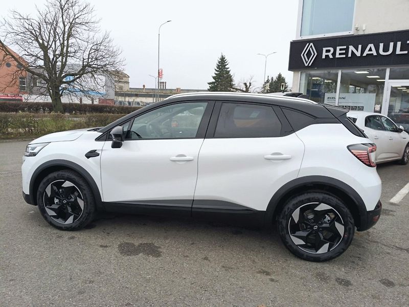 Renault Captur (2026) techno mild hybrid 140 EDC - fotka 8 z 24