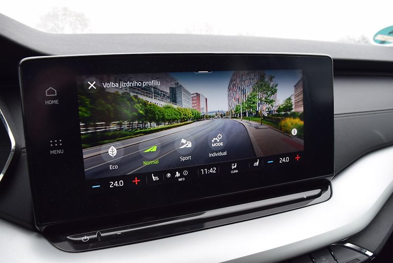 Škoda Octavia (2020) 1.5TSI 110kwSTYLE TAŽ NAVI LED - fotka 29 z 50