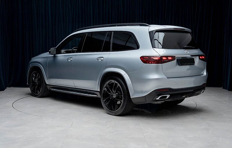 Mercedes-Benz GLS 450d 4M AMG Premium+ Pano Vent - fotka 6 z 15