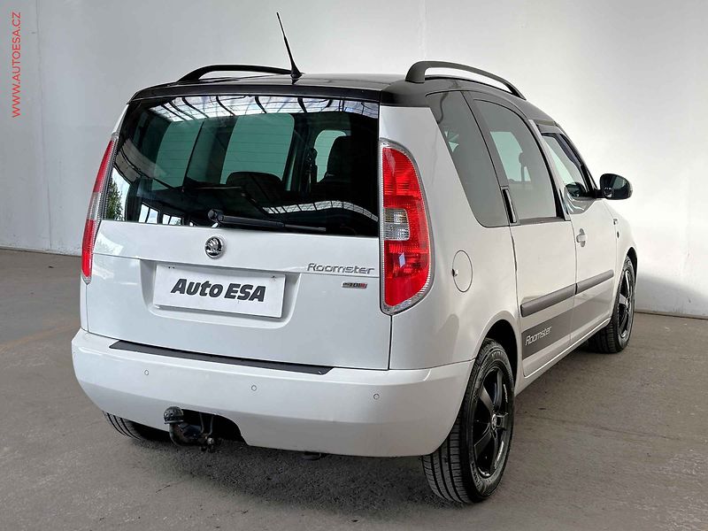 Škoda Roomster (2011) 1.6 TDi, servis.kniha - fotka 4 z 14