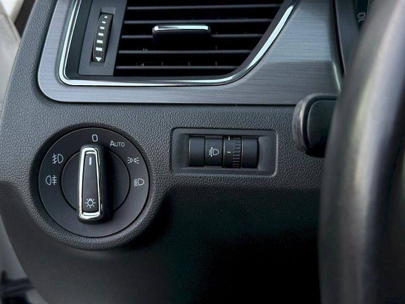Škoda Rapid (2019) 1.0 TSI 81 kW Style - fotka 7 z 21